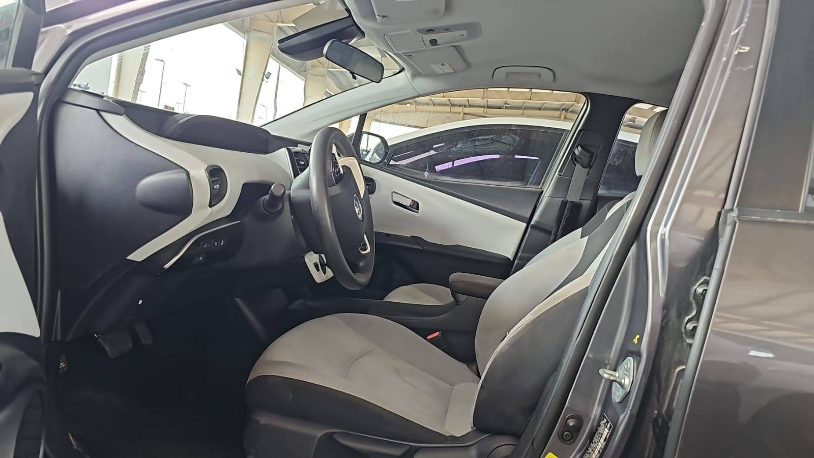 TOYOTA PRIUS 2017 - Marhaba Auction Used Cars - Image 6