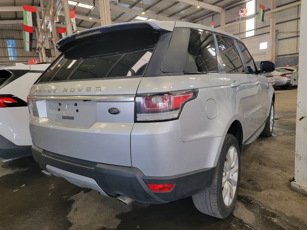 2015 LAND ROVER RANGE ROVER SPORT HSE — 115637 Miles — Lot 529296 - Marhaba Auctions Used Cars - Image 3