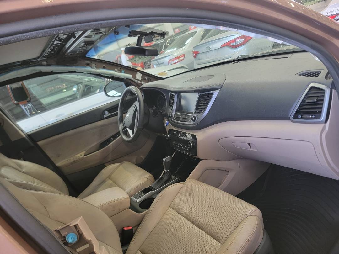 2016 HYUNDAI TUCSON — 85675 Miles — Lot 78280973 - Marhaba Auctions Used Cars - Image 6