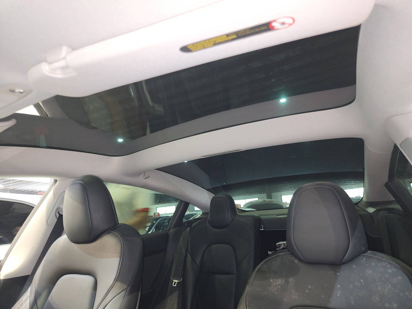 TESLA MODEL 3 2023 - Marhaba Auction Used Cars - Image 9