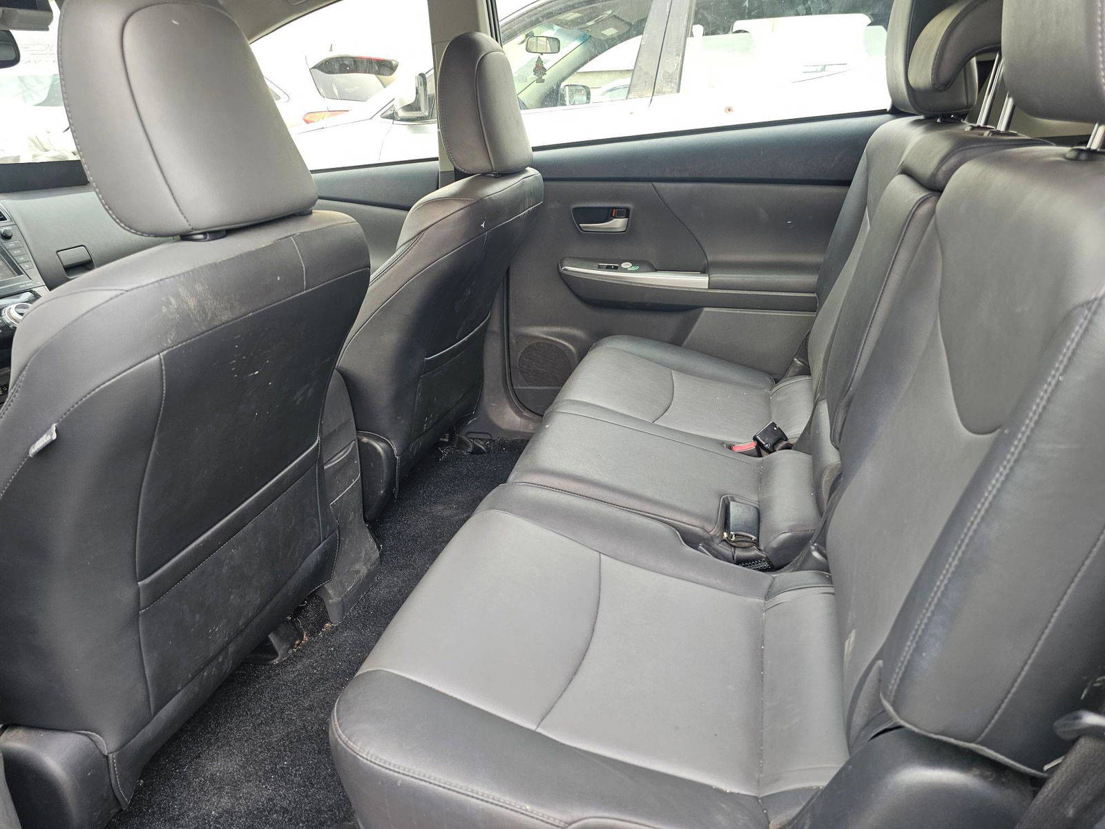 2012 TOYOTA PRIUS V — 222288 Miles — Lot XC3082599 — Main - Marhaba Auctions Used Cars - Image 9