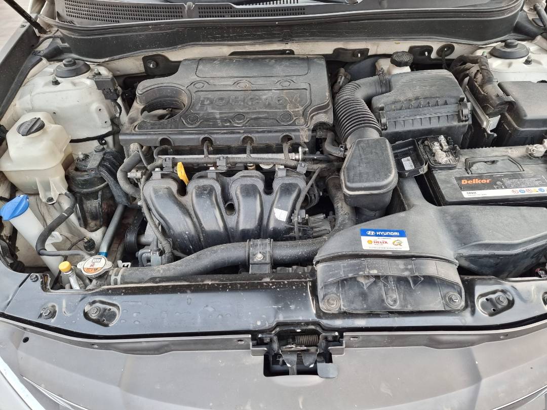 2012 HYUNDAI SONATA — 150206 KM — Lot 125487 — Souq - Marhaba Auctions Used Cars - Image 10