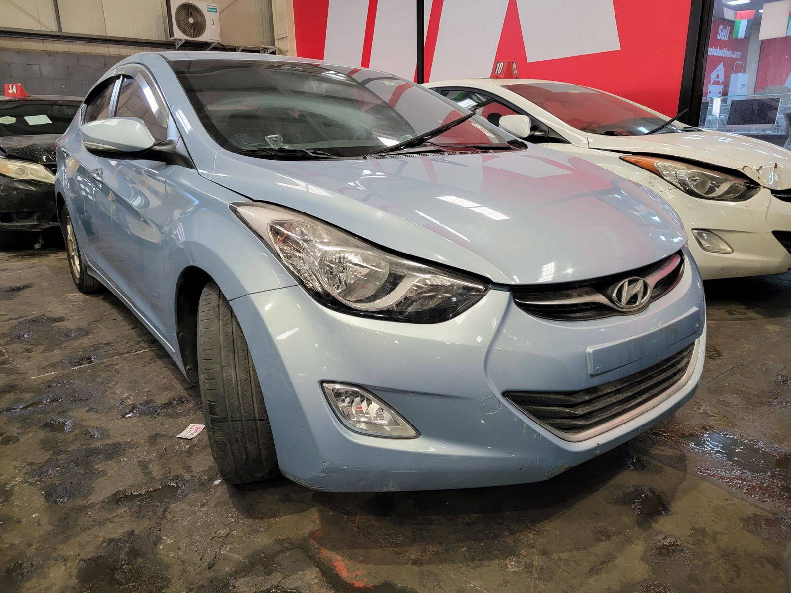 2011 HYUNDAI AVANTE — 124066 KM — Lot 123151 — Ind. 12 - Marhaba Auctions Used Cars - Image 4