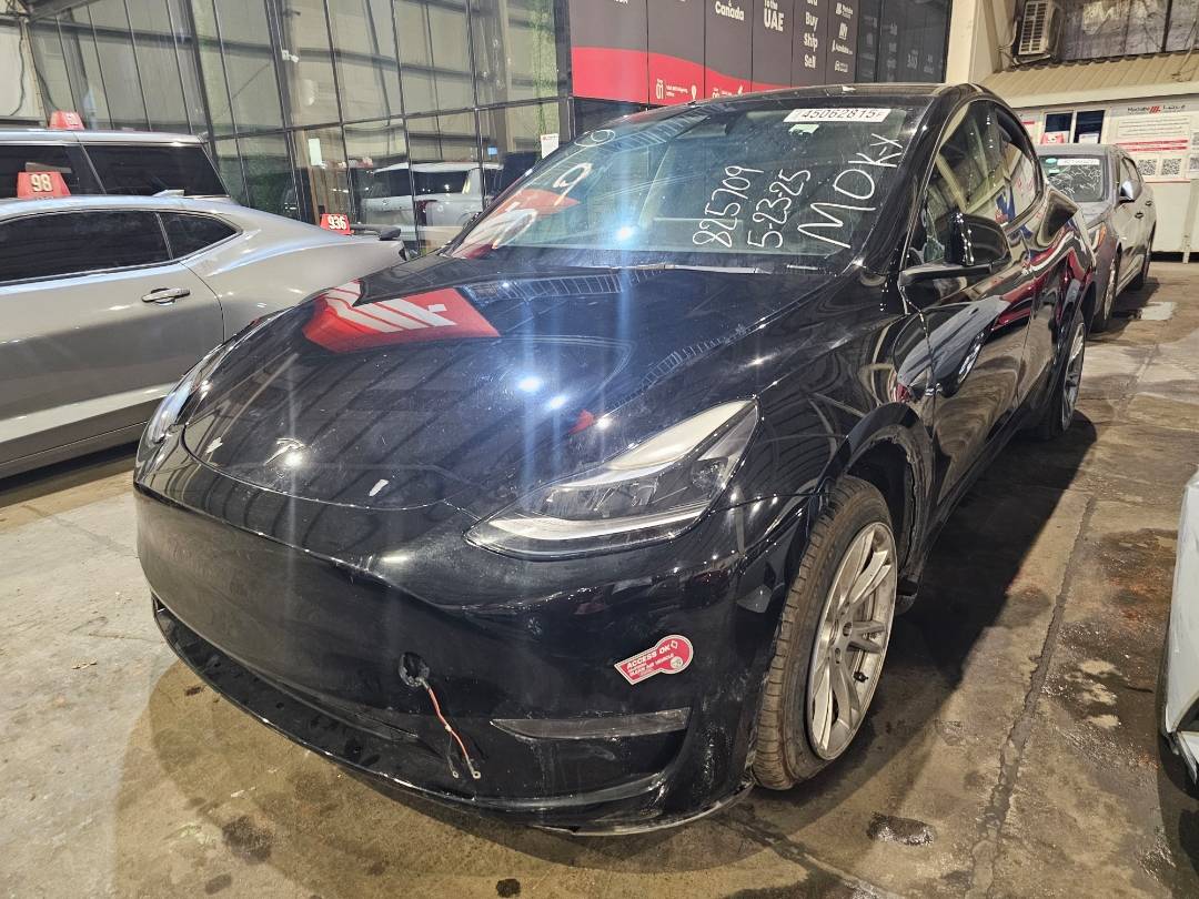 2023 TESLA MODEL Y — 155891 KM — Lot 45062815 — Souq - Marhaba Auctions Used Cars - Image 4