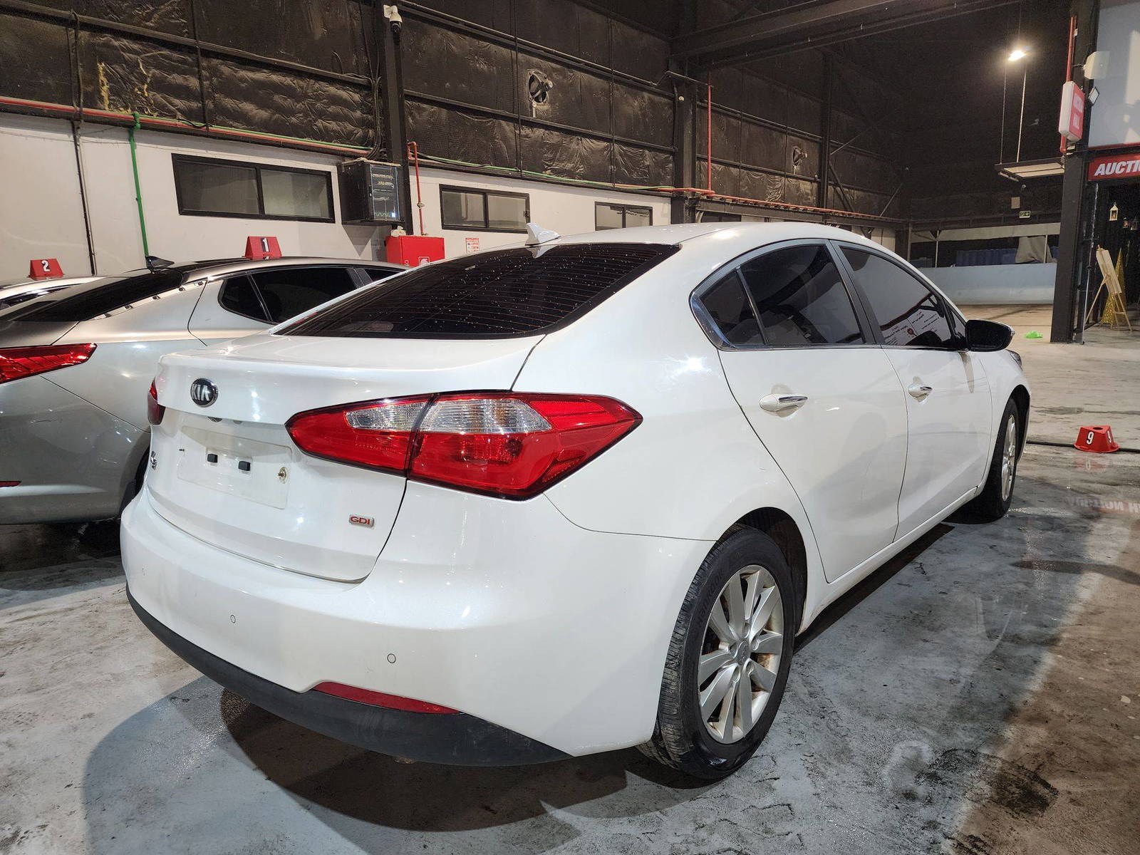 2013 KIA K3 — 128825 KM — Lot 045566 — Main - Marhaba Auctions Used Cars - Image 5
