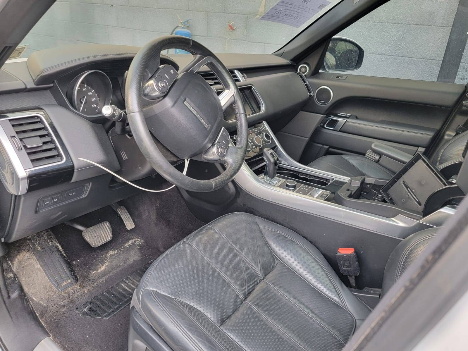 2016 LAND ROVER RANGE ROVER SPORT HSE — 141653 Miles — Lot 215478 — Main - Marhaba Auctions Used Cars - Image 7