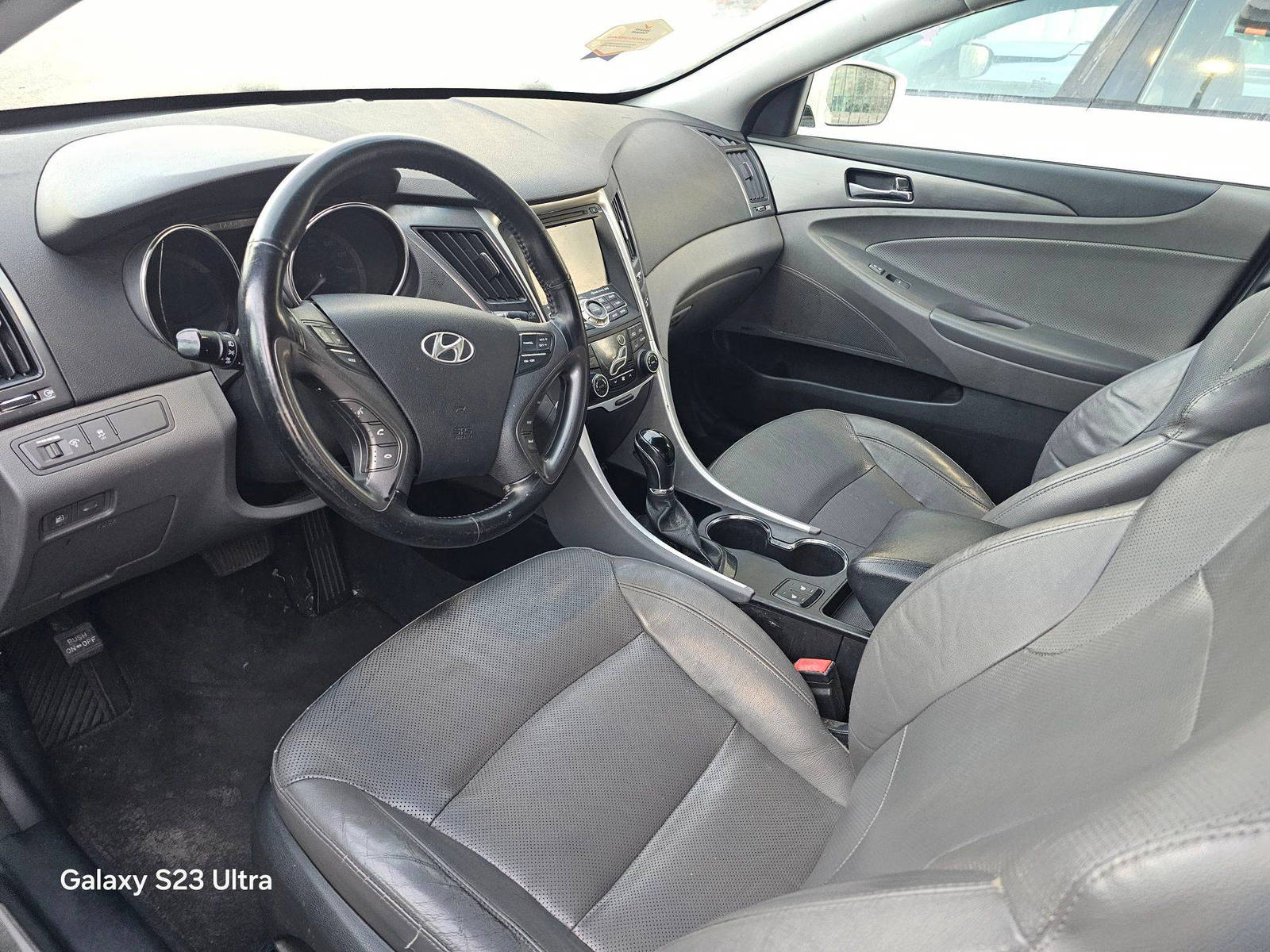HYUNDAI SONATA 2013 - Marhaba Auction Used Cars - Image 8