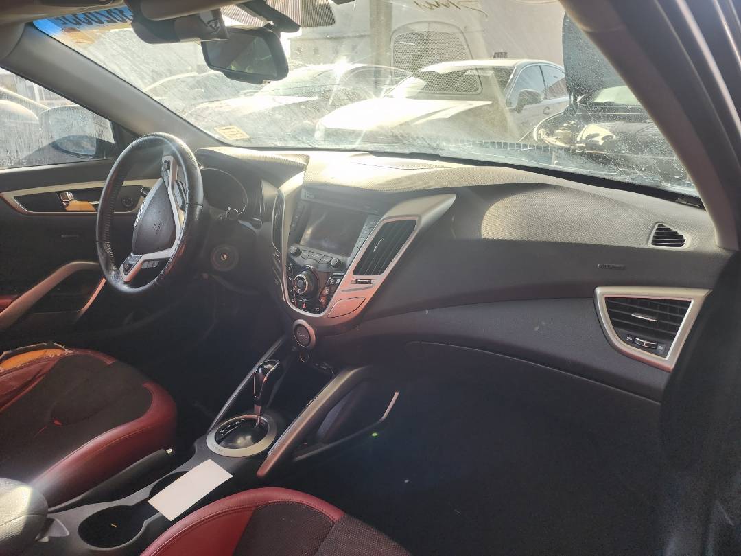 2012 HYUNDAI VELOSTER — 217010 Miles — Lot 66382633 - Marhaba Auctions Used Cars - Image 8