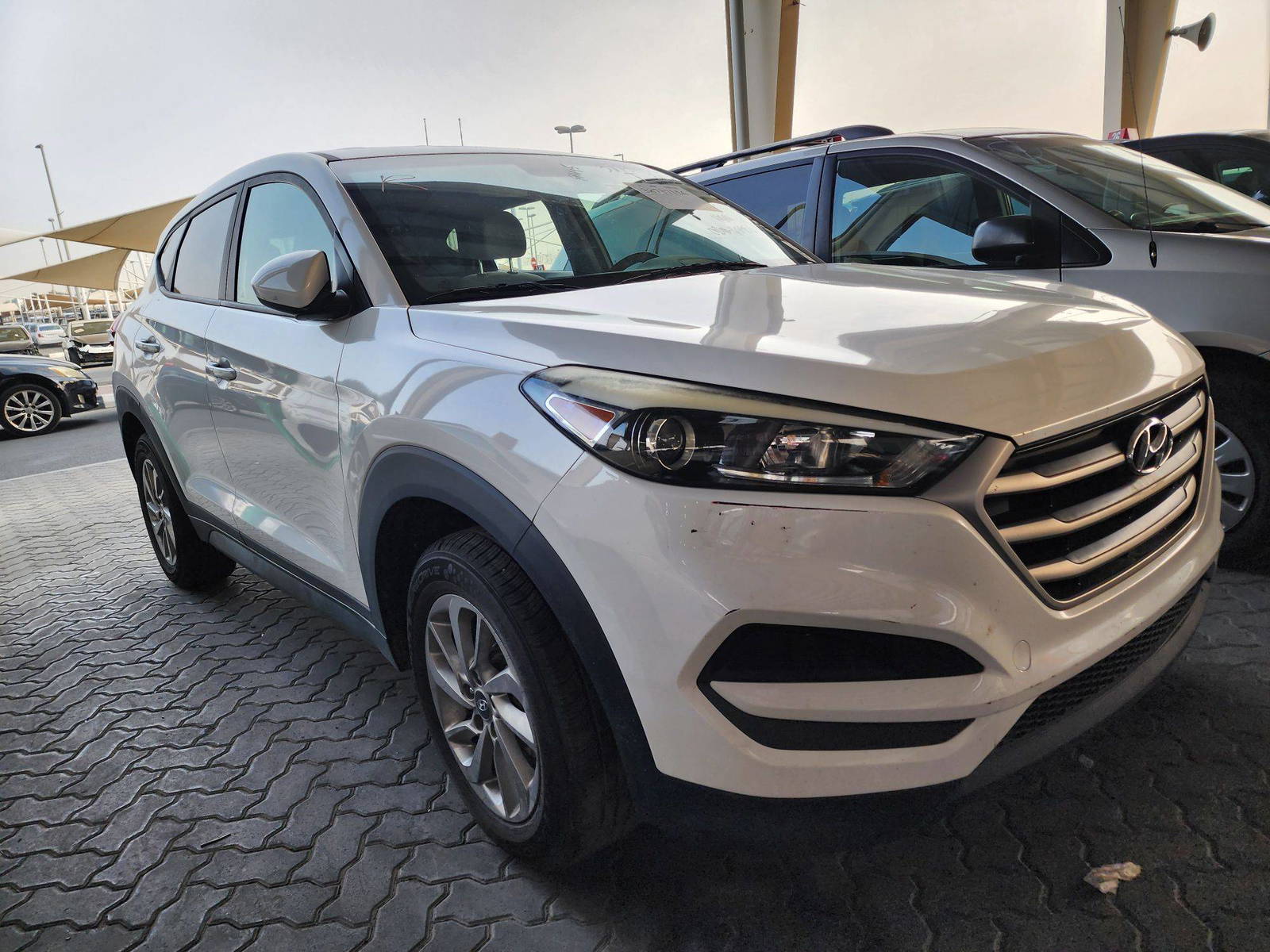 2017 HYUNDAI TUCSON — 68951 Miles — Lot 38737156 — Souq - Marhaba Auctions Used Cars - Image 6