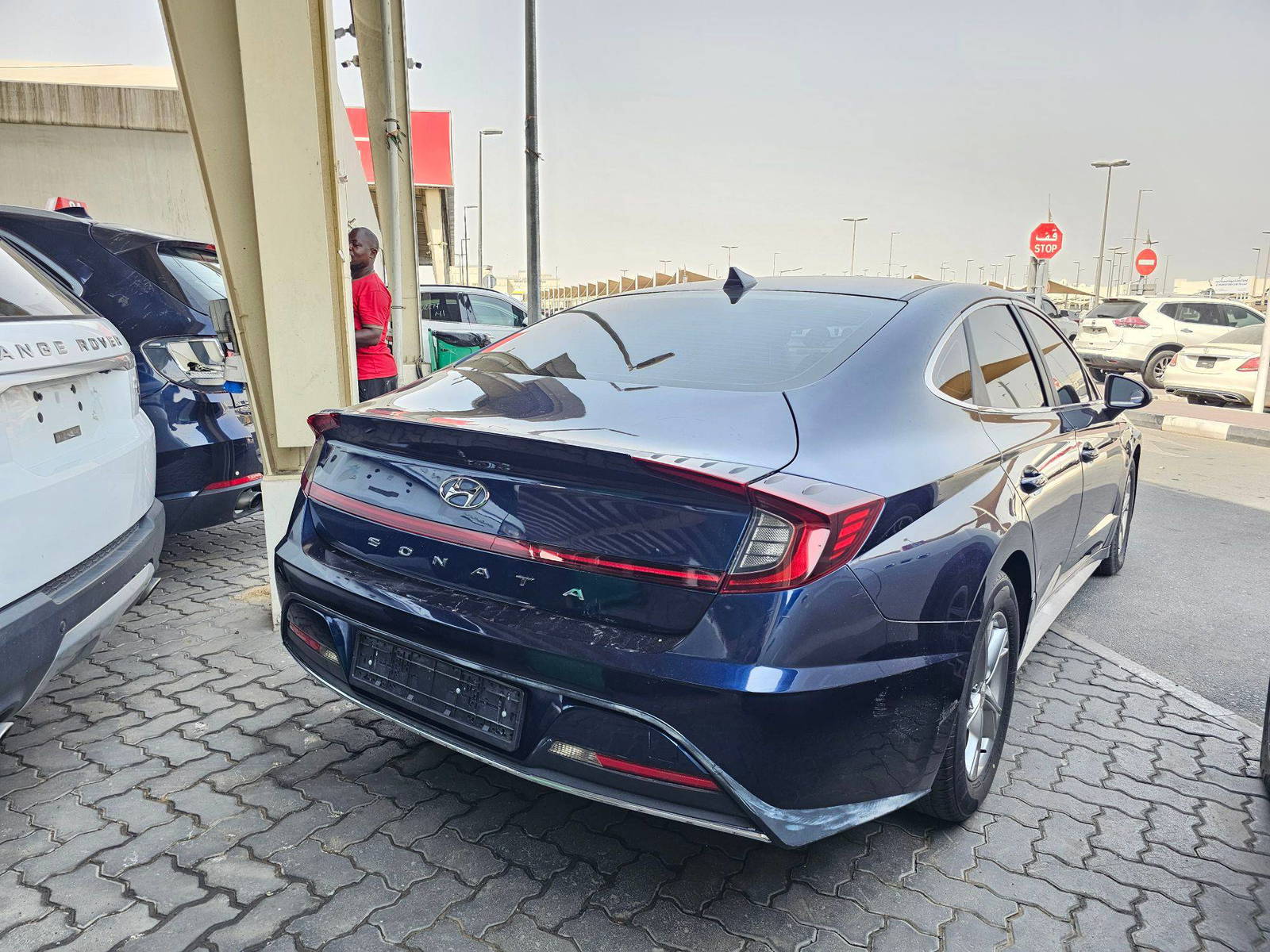 2020 HYUNDAI SONATA — 123864 KM — Lot 0LH041610 — Souq - Marhaba Auctions Used Cars - Image 4
