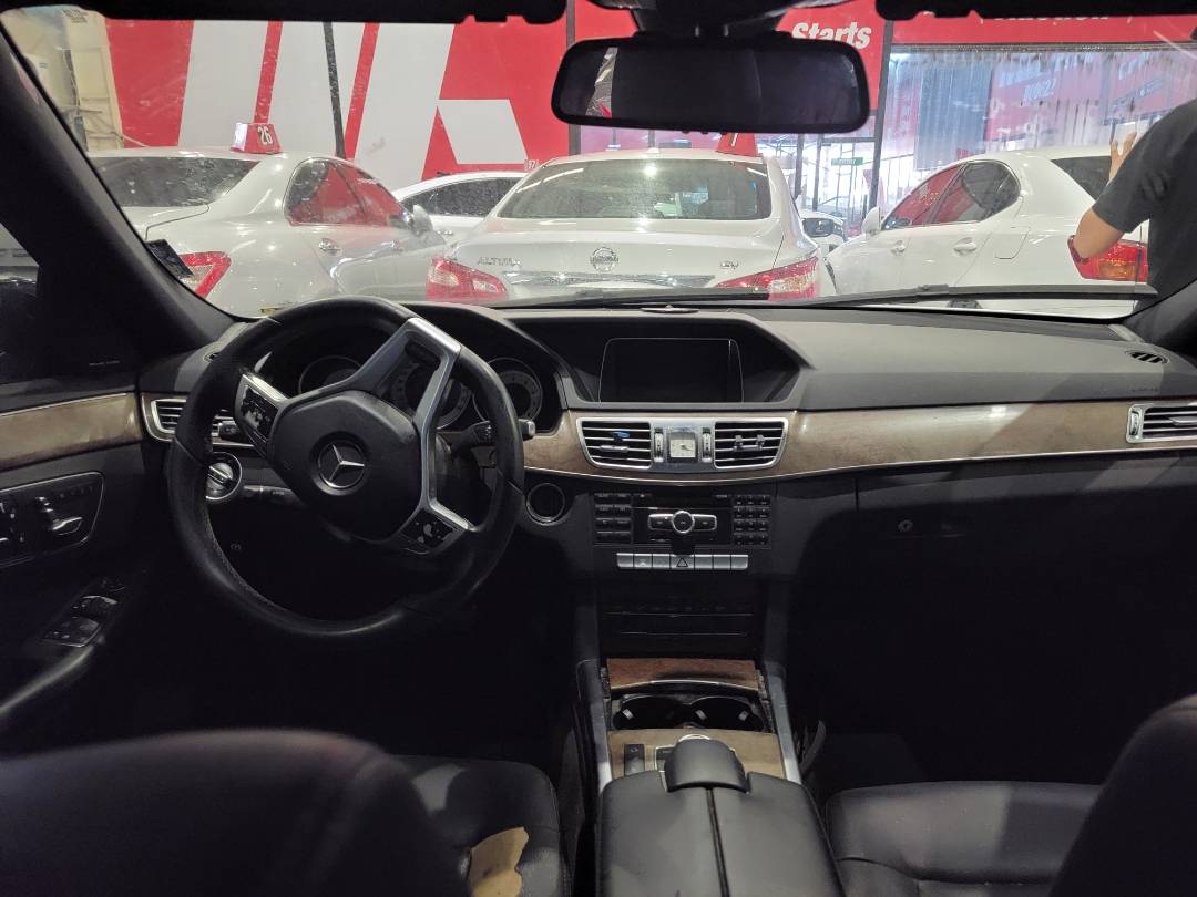 2014 MERCEDES BENZ E 350 — 191057 Miles — Lot B1EA802769 — Ind. 12 - Marhaba Auctions Used Cars - Image 8