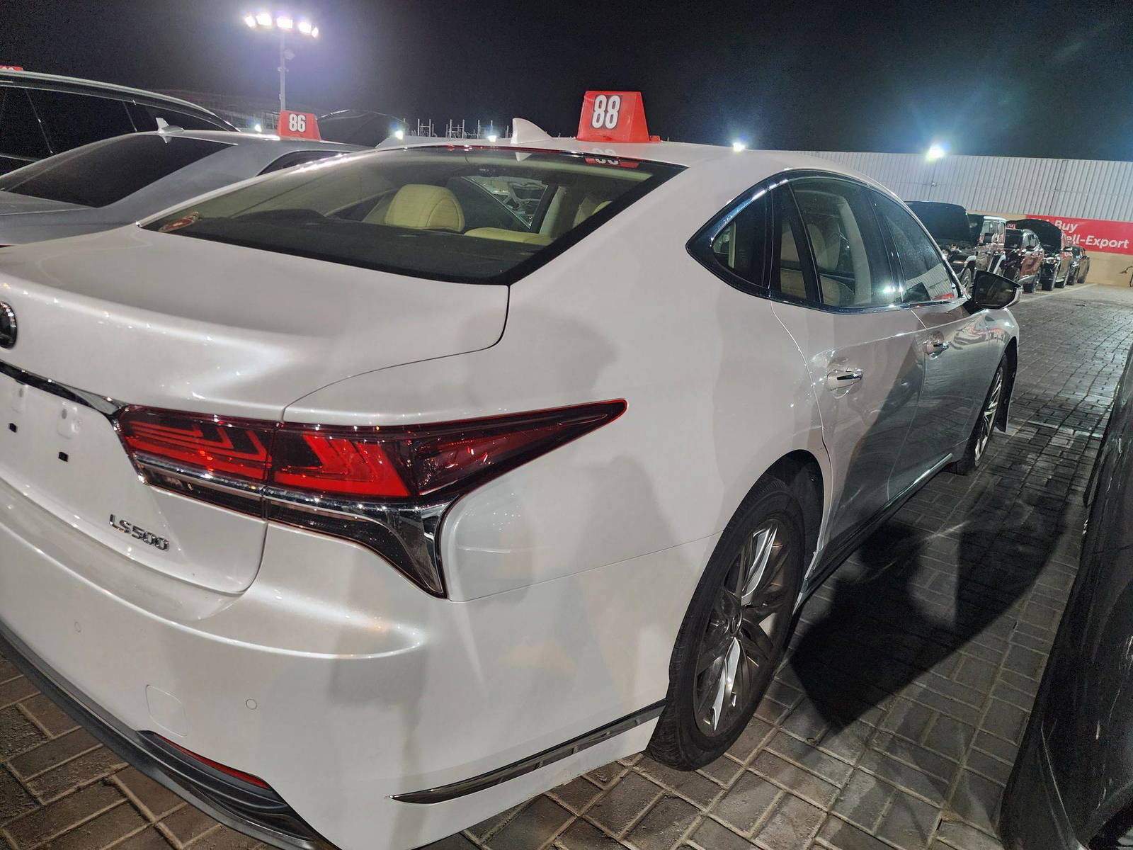 LEXUS LS 500 2018 - Marhaba Auction Used Cars - Image 6
