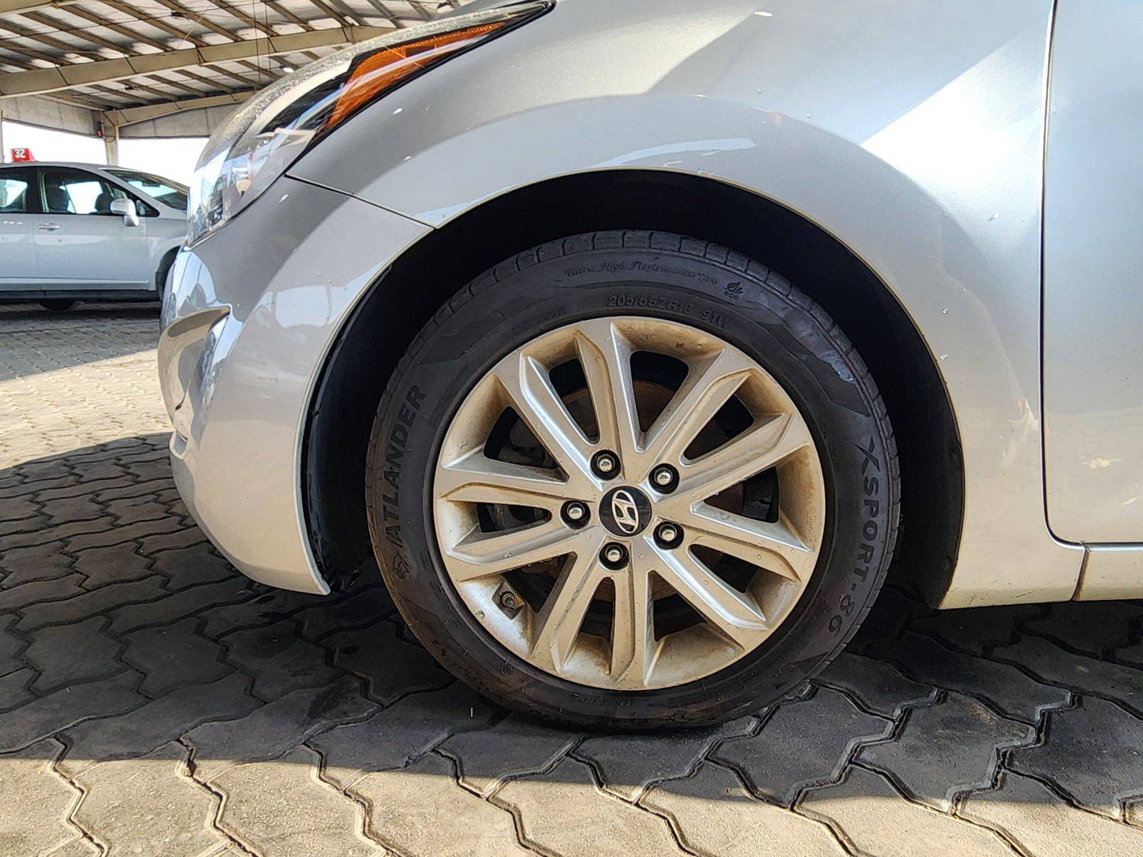 2015 HYUNDAI ELANTRA — 248 120 Miles — Lot AE3FH — Souq - Marhaba Auctions Used Cars - Image 11