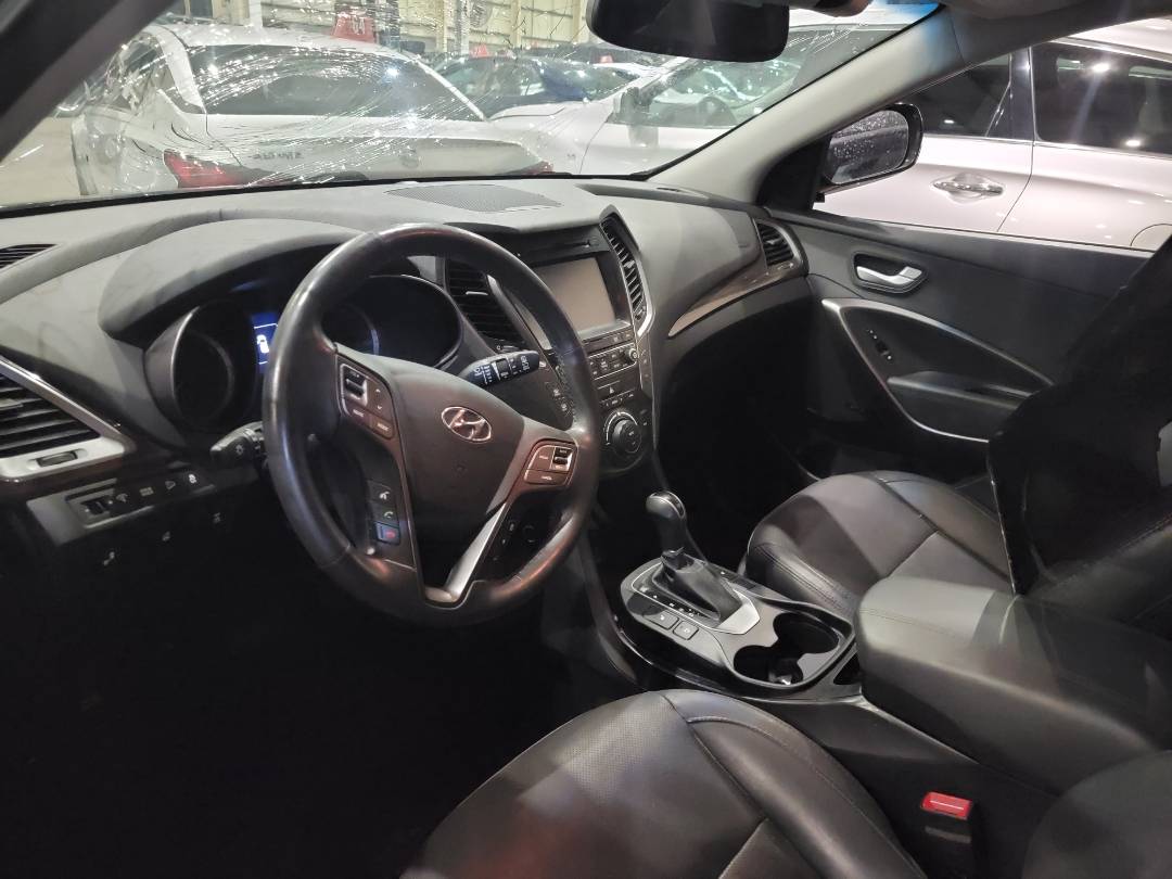 2017 HYUNDAI SANTA FE — 139336 KM — Lot 08389 — Main - Marhaba Auctions Used Cars - Image 7