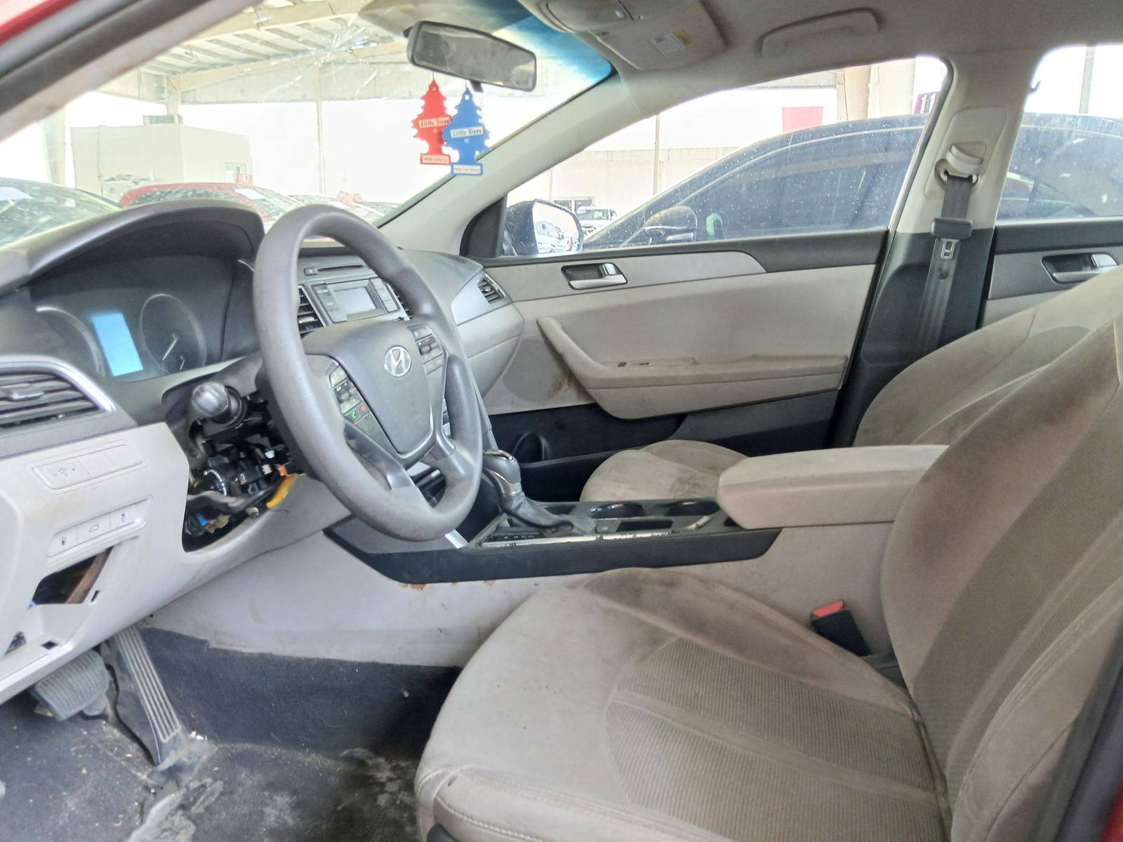 2016 HYUNDAI SONATA — 167601 Miles — Lot GH399506 — Souq - Marhaba Auctions Used Cars - Image 8