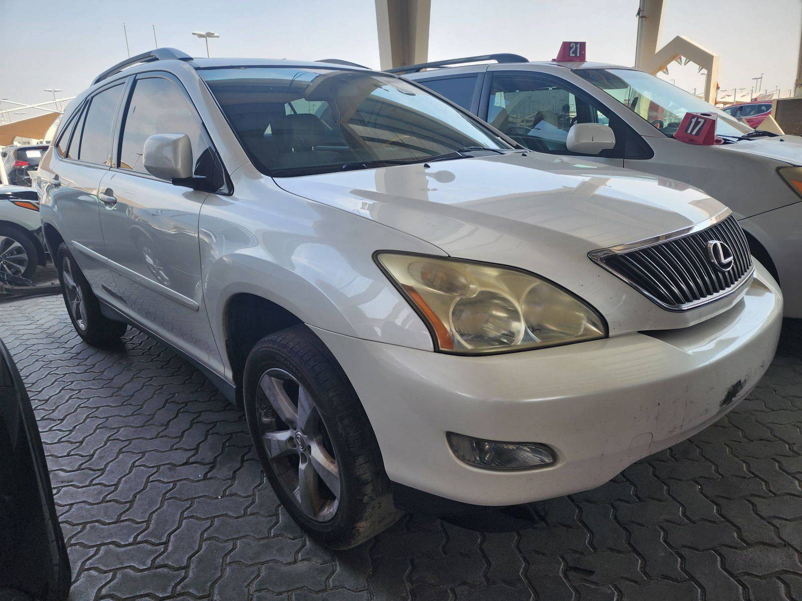 2007 LEXUS RX 350 — 242774 Miles — Lot 38798290 — Souq - Marhaba Auctions Used Cars - Image 4
