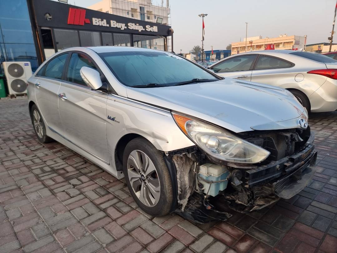 2013 HYUNDAI SONATA — 231400 Miles — Lot 125487 — Main - Marhaba Auctions Used Cars - Image 5