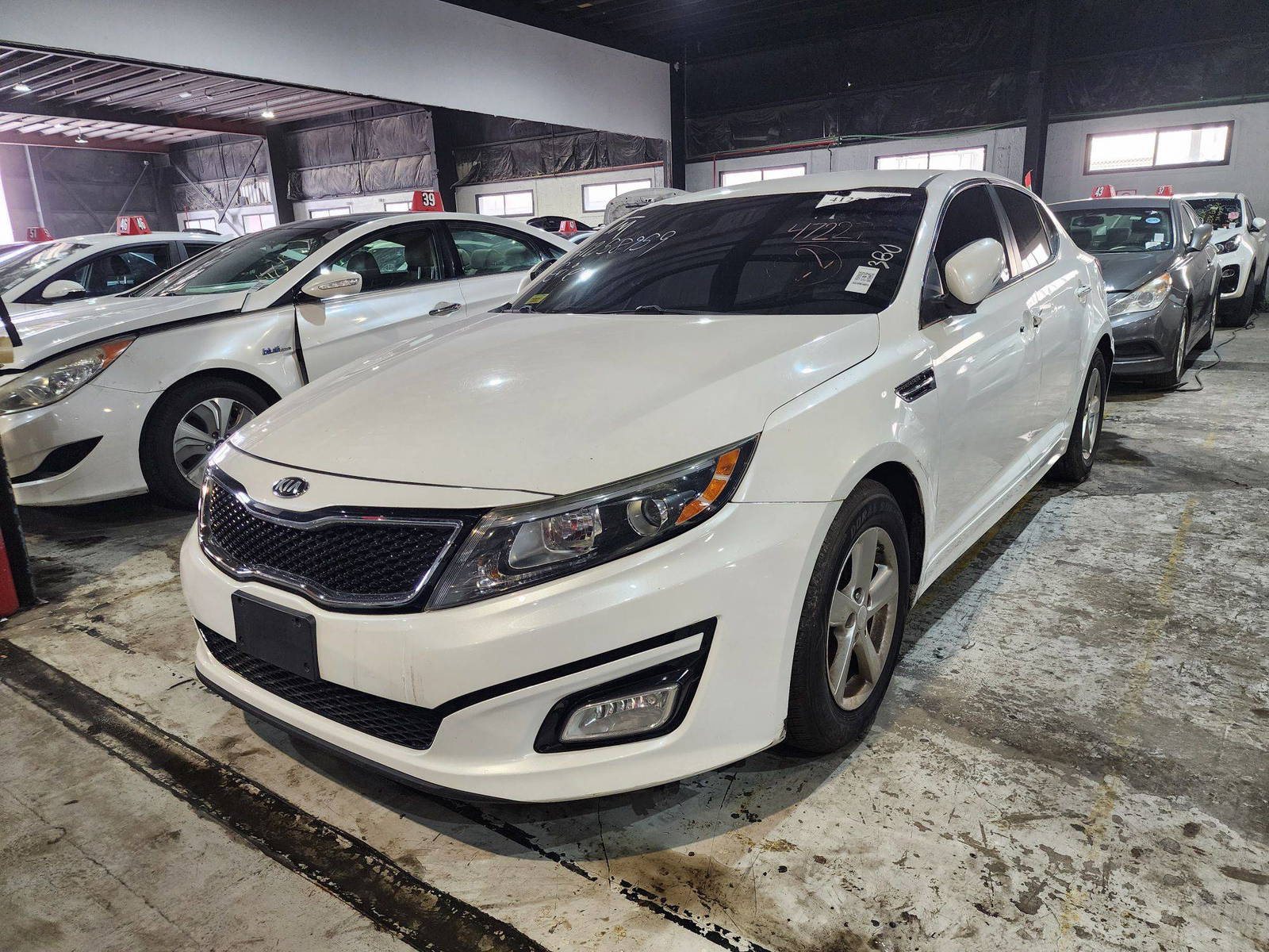 2015 KIA OPTIMA — 104628 Miles — Lot 472279 — Souq - Marhaba Auctions Used Cars - Image 6