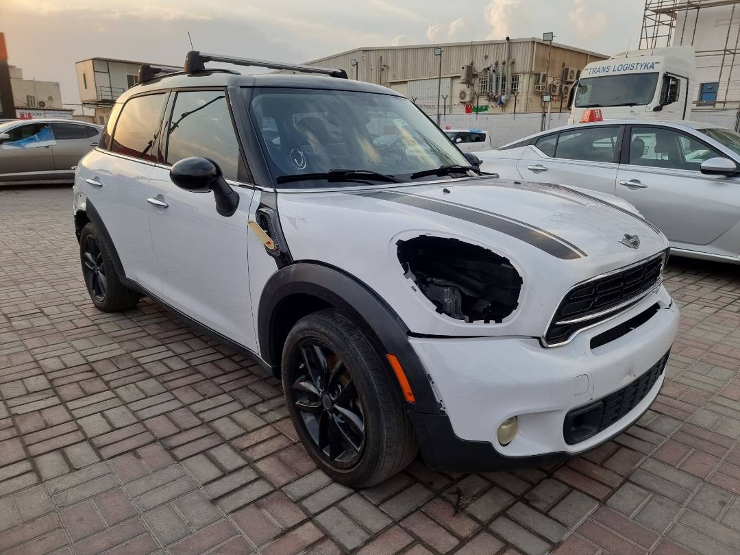 2015 MINI COOPER COUNTRYMAN — 153159 Miles — Lot 06592 — Souq - Marhaba Auctions Used Cars - Image 5