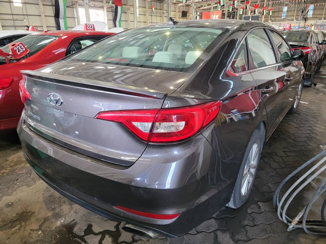 2017 HYUNDAI SONATA — 177151 Miles — Lot H531673 - Marhaba Auctions Used Cars - Image 4