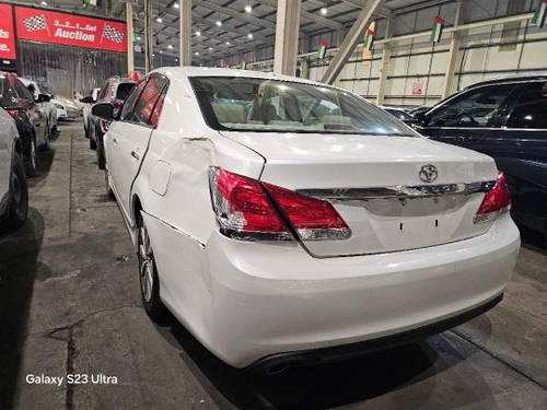 2011 TOYOTA AVALON for sale at Marhaba Auctions