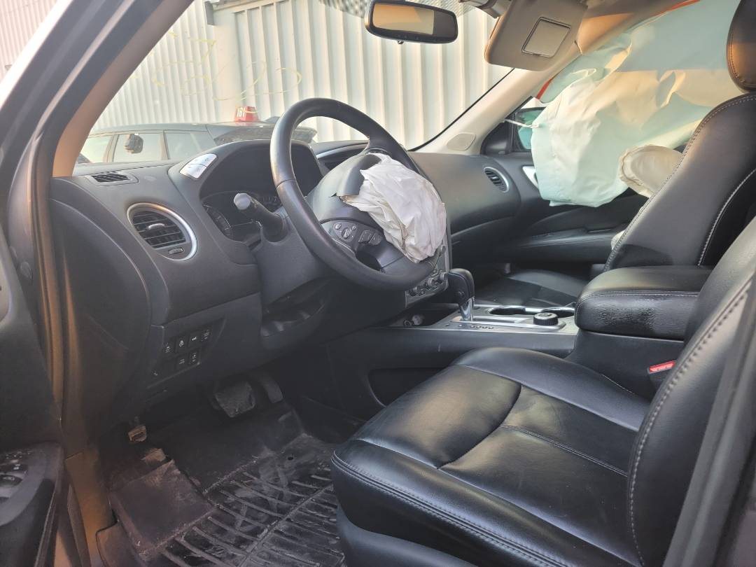 2017 NISSAN PATHFINDER — 237656 KM — Lot 05160 — Main - Marhaba Auctions Used Cars - Image 6