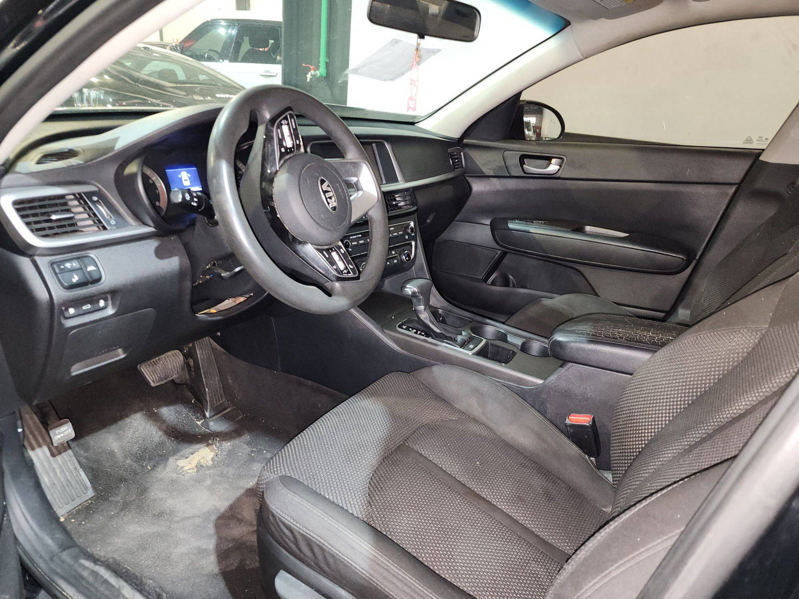 2019 KIA OPTIMA — 155369 Miles — Lot G351539 — Souq - Marhaba Auctions Used Cars - Image 8