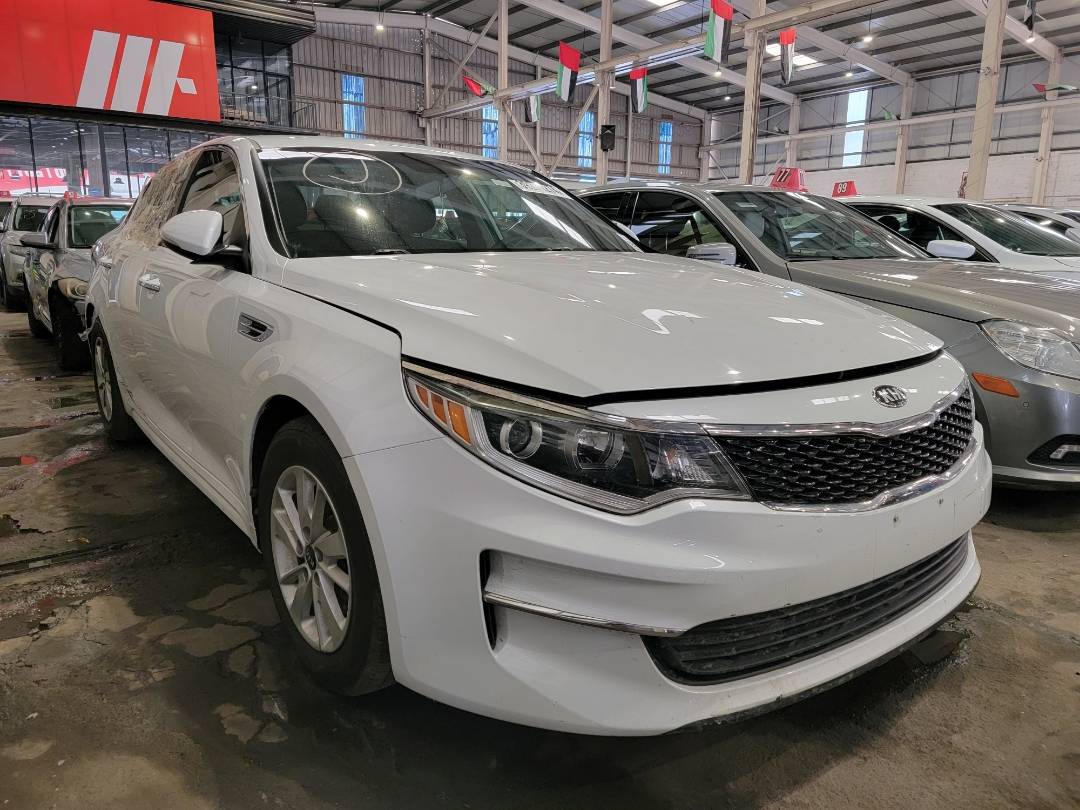 2018 KIA OPTIMA — 95323 Miles — Lot 39271274 — Main - Marhaba Auctions Used Cars - Image 4