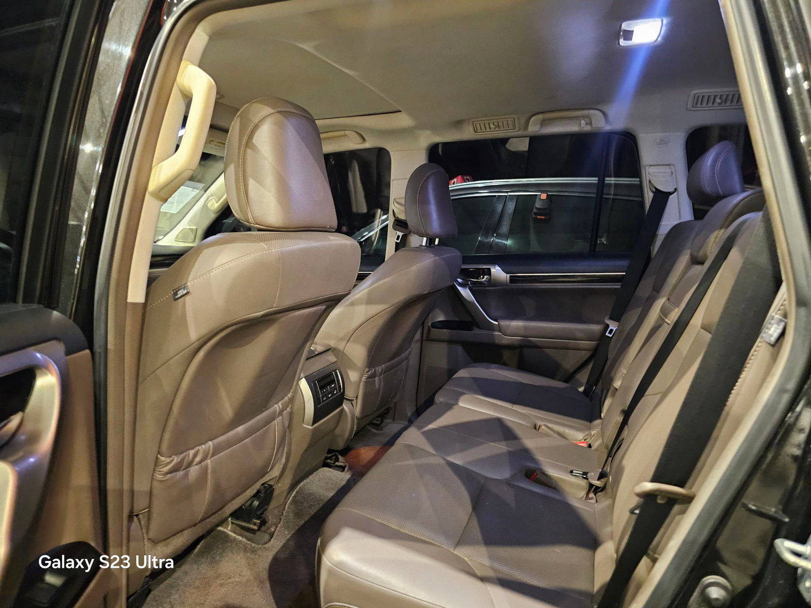 LEXUS GX 460 2018 - Marhaba Auction Used Cars - Image 7