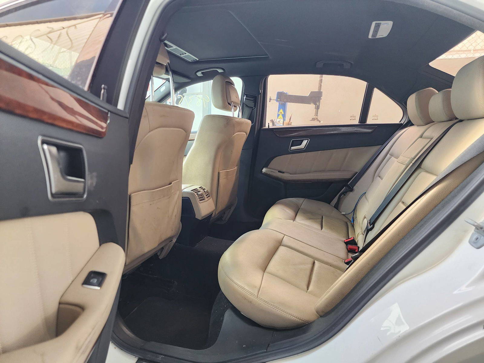 2013 MERCEDES BENZ E 350 — 150512 Miles — Lot 42698315 — Souq - Marhaba Auctions Used Cars - Image 7