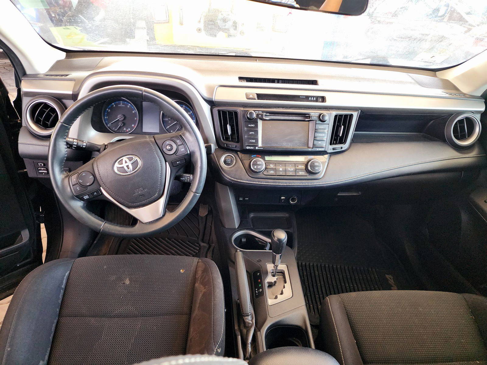 2018 TOYOTA RAV4 — 154456 Miles — Lot 215487 — Ind. 12 - Marhaba Auctions Used Cars - Image 7