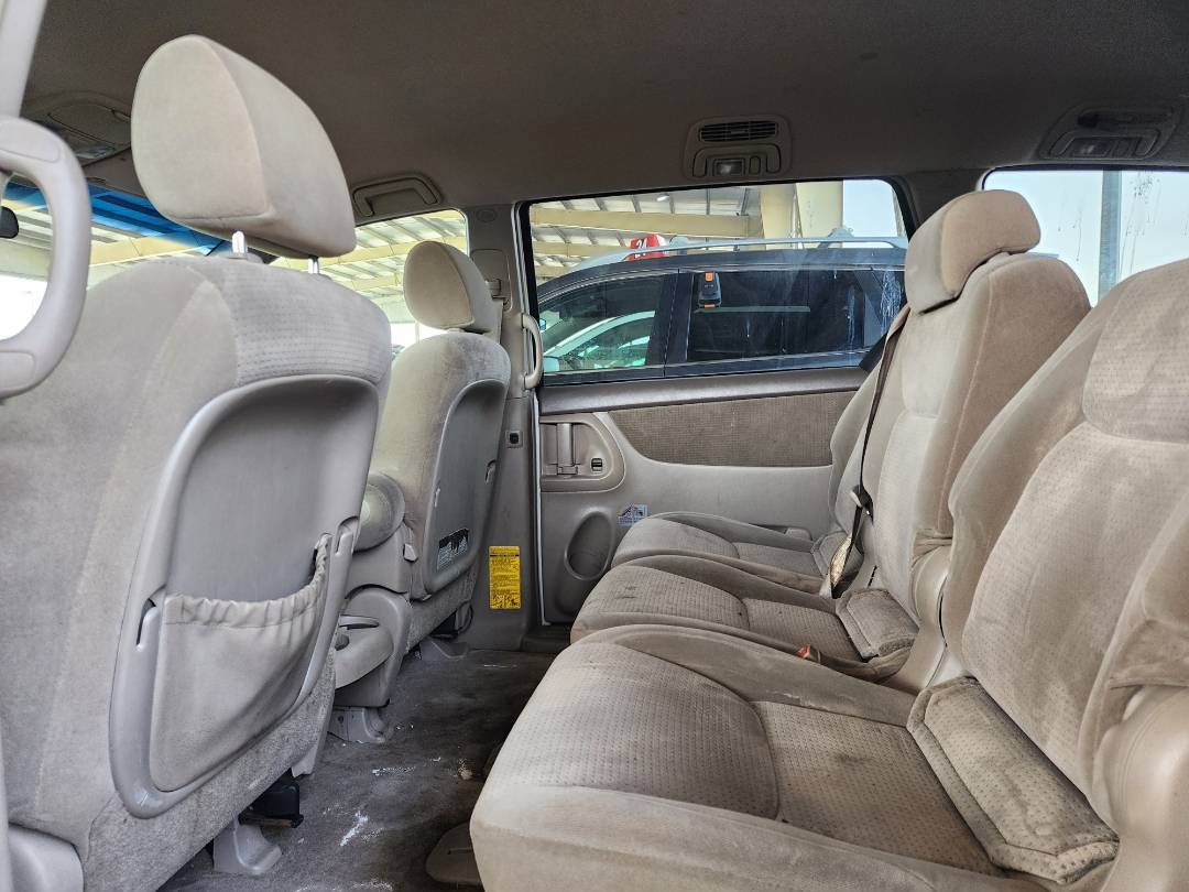 2007 TOYOTA SIENNA — 176895 Miles — Lot 7S021170 — Souq - Marhaba Auctions Used Cars - Image 8