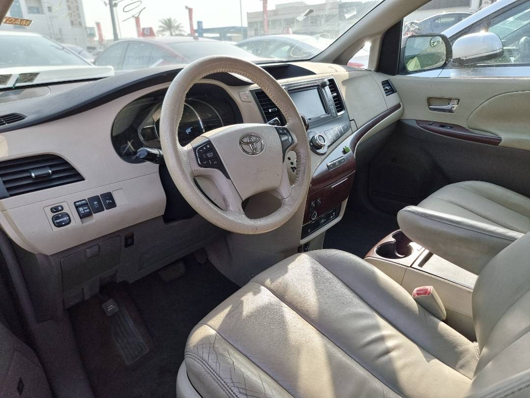 2011 TOYOTA SIENNA — 174089 Miles — Lot 101765 — Ind. 12 - Marhaba Auctions Used Cars - Image 5