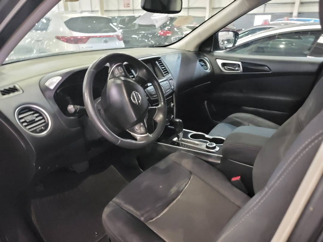 2017 NISSAN PATHFINDER — 158959 Miles — Lot C620734 — Main - Marhaba Auctions Used Cars - Image 8