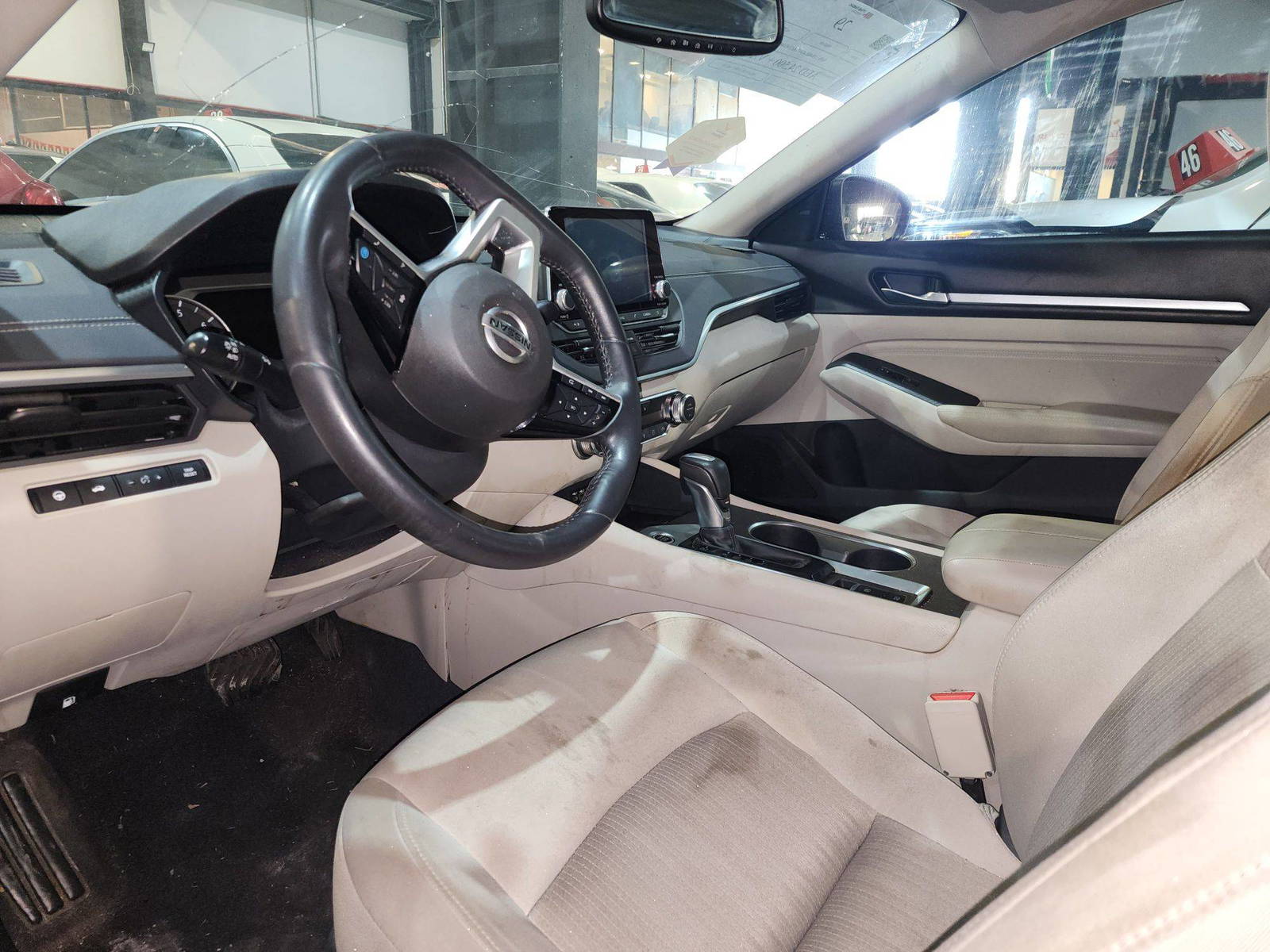 2019 NISSAN ALTIMA — 159633 Miles — Lot 143445 — Souq - Marhaba Auctions Used Cars - Image 9