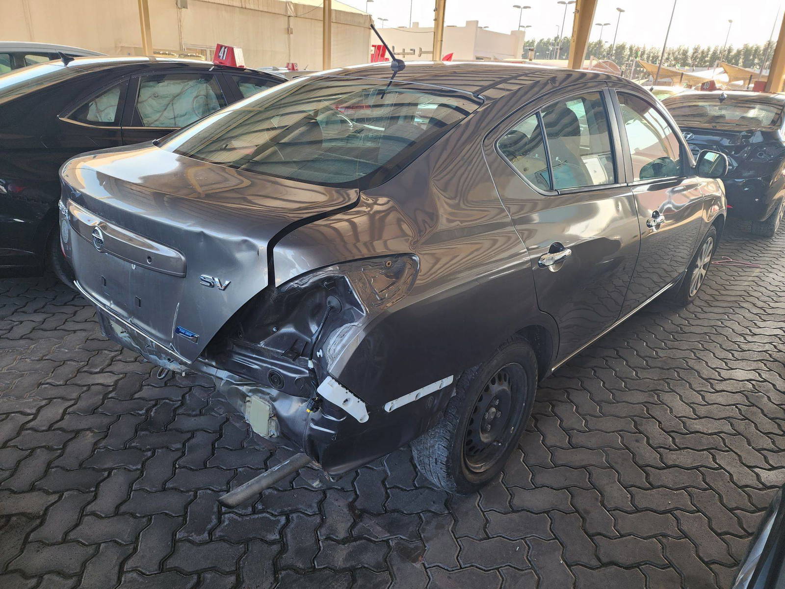 2012 NISSAN VERSA — 156050 Miles — Lot 77118893 - Marhaba Auctions Used Cars - Image 3