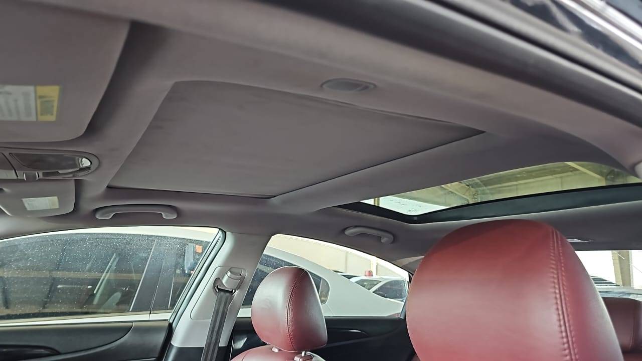 2012 HYUNDAI SONATA — 189904 Miles — Lot AC5CH466155 — Souq - Marhaba Auctions Used Cars - Image 7