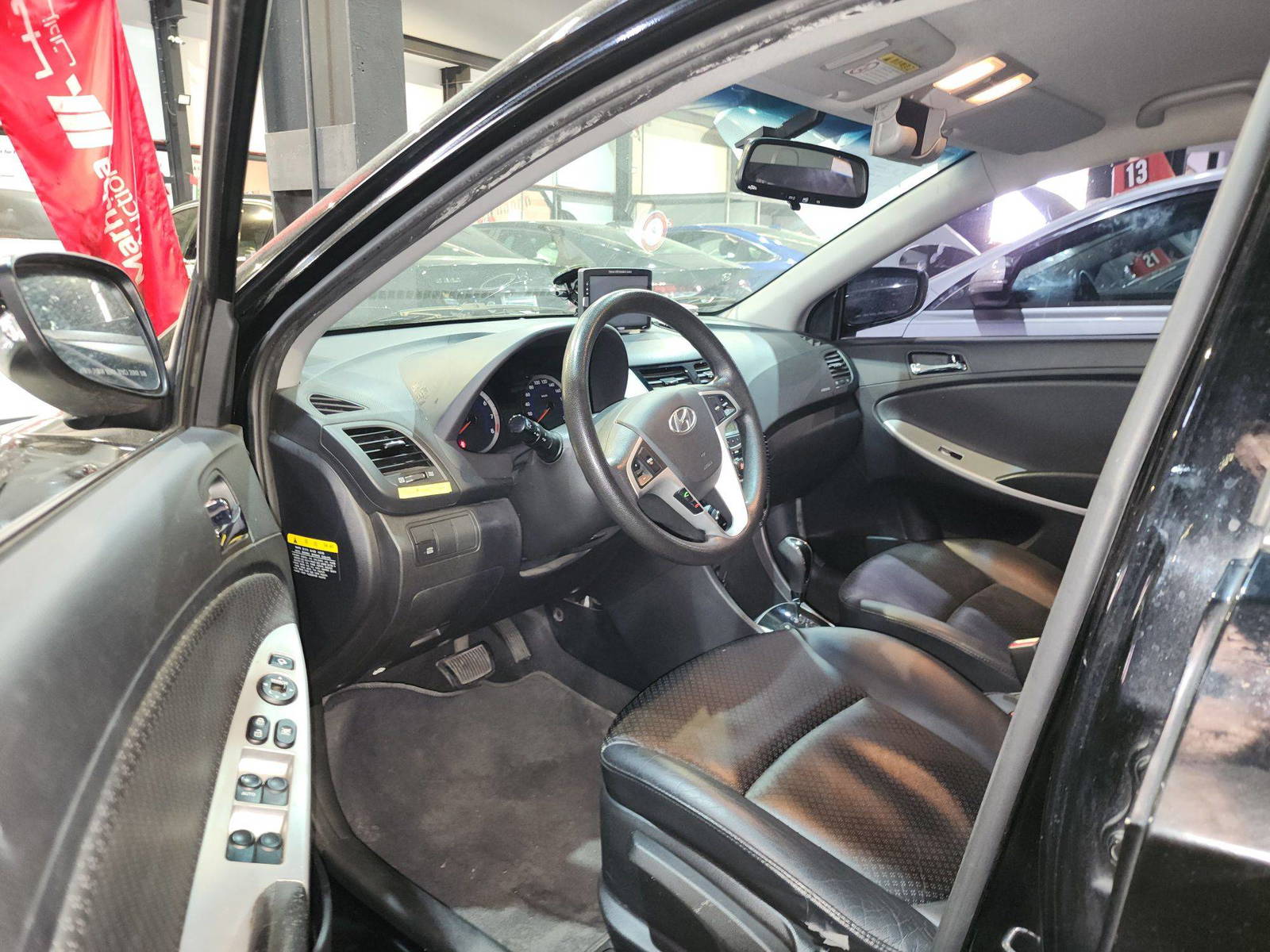 2011 HYUNDAI ACCENT — 207534 KM — Lot 77385 — Main - Marhaba Auctions Used Cars - Image 9