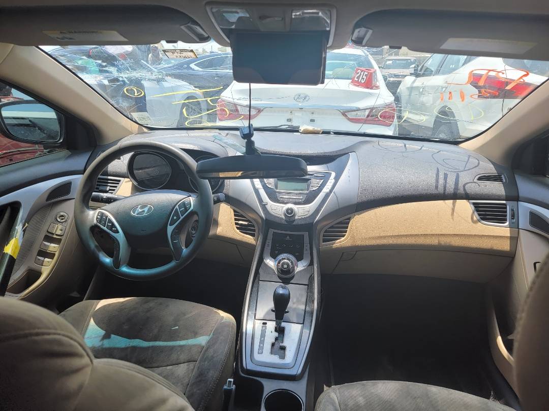 2012 HYUNDAI ELANTRA — 234661 Miles — Lot 38338437 — Souq - Marhaba Auctions Used Cars - Image 7