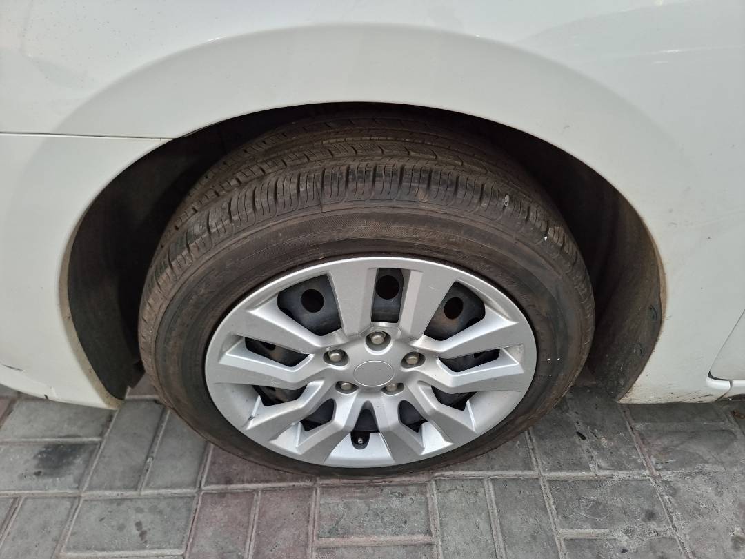 2013 NISSAN SENTRA — 202017 Miles — Lot 708330 — Main - Marhaba Auctions Used Cars - Image 11