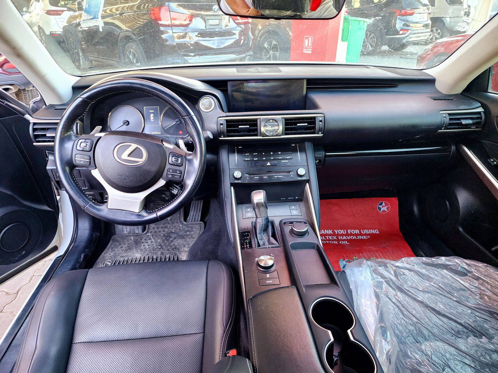 2017 LEXUS IS 300 — 47383 Miles — Lot XH5024483 — Souq - Marhaba Auctions Used Cars - Image 7