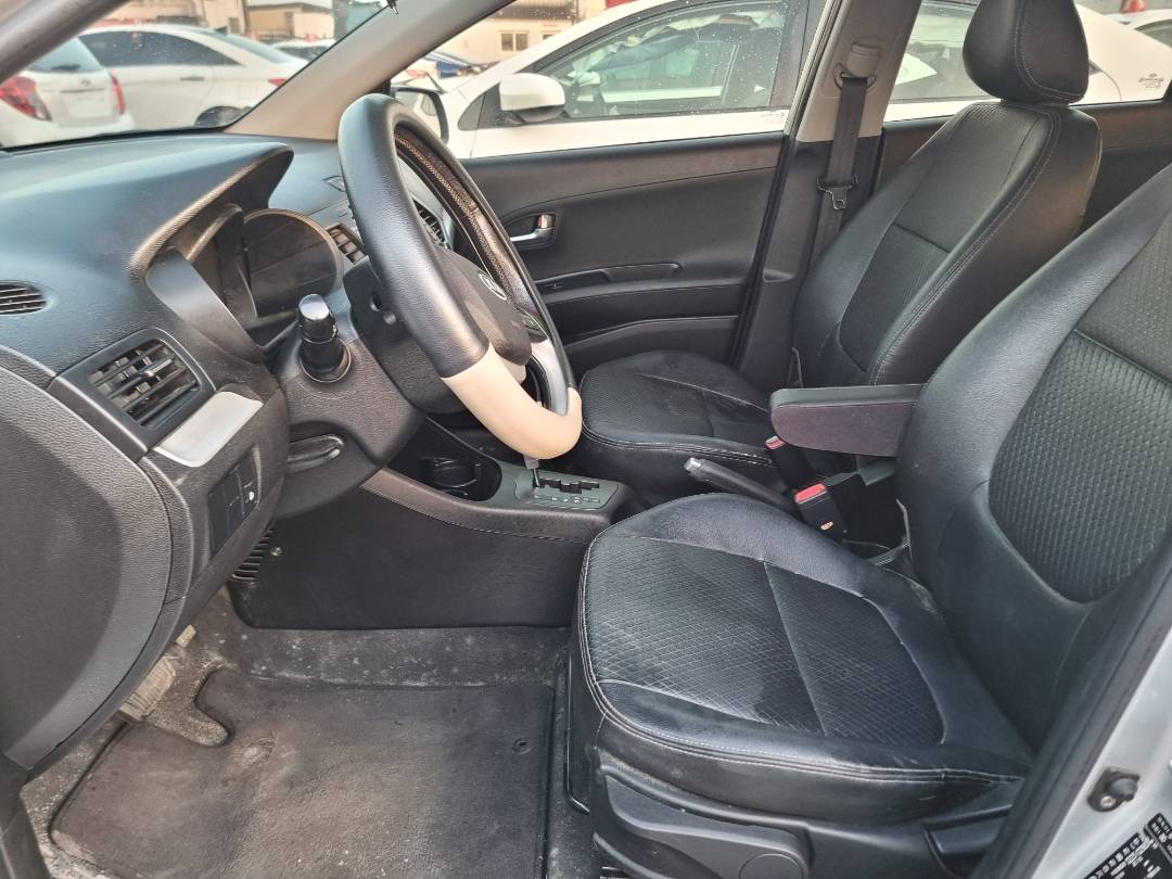 2012 KIA MORNING — 101637 KM — Lot 215487 — Souq - Marhaba Auctions Used Cars - Image 8