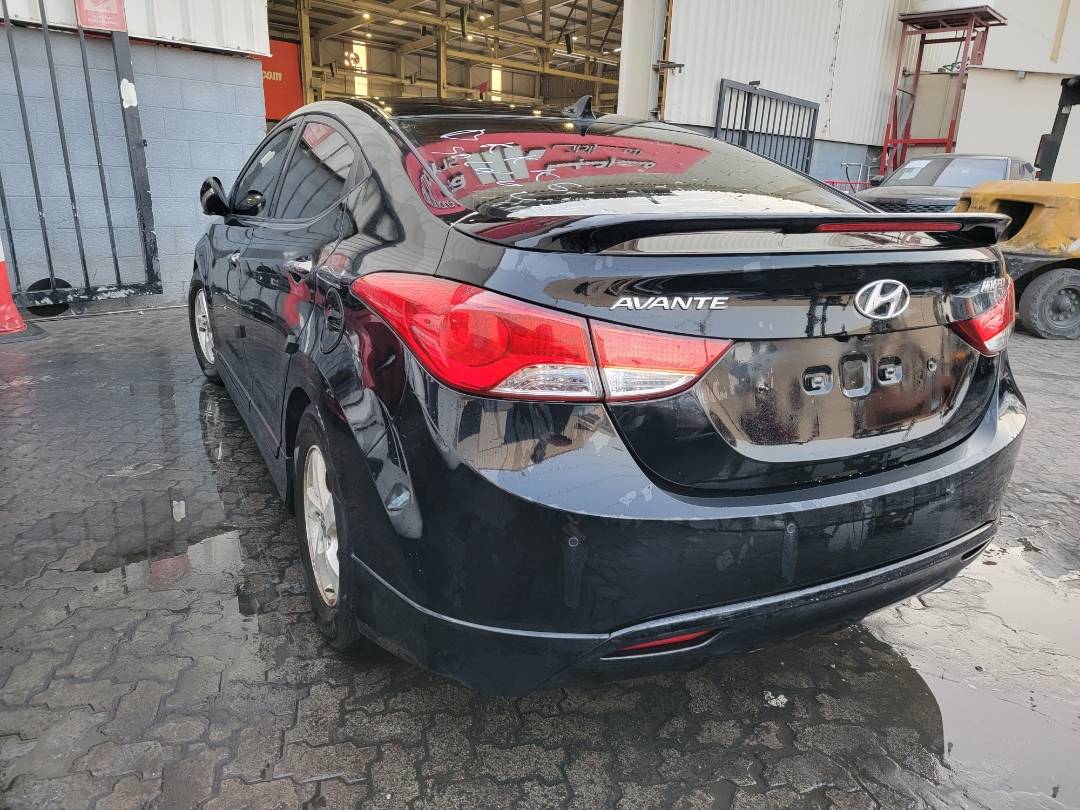2012 HYUNDAI AVANTE — 86272 KM — Lot 303902 — Main - Marhaba Auctions Used Cars - Image 5