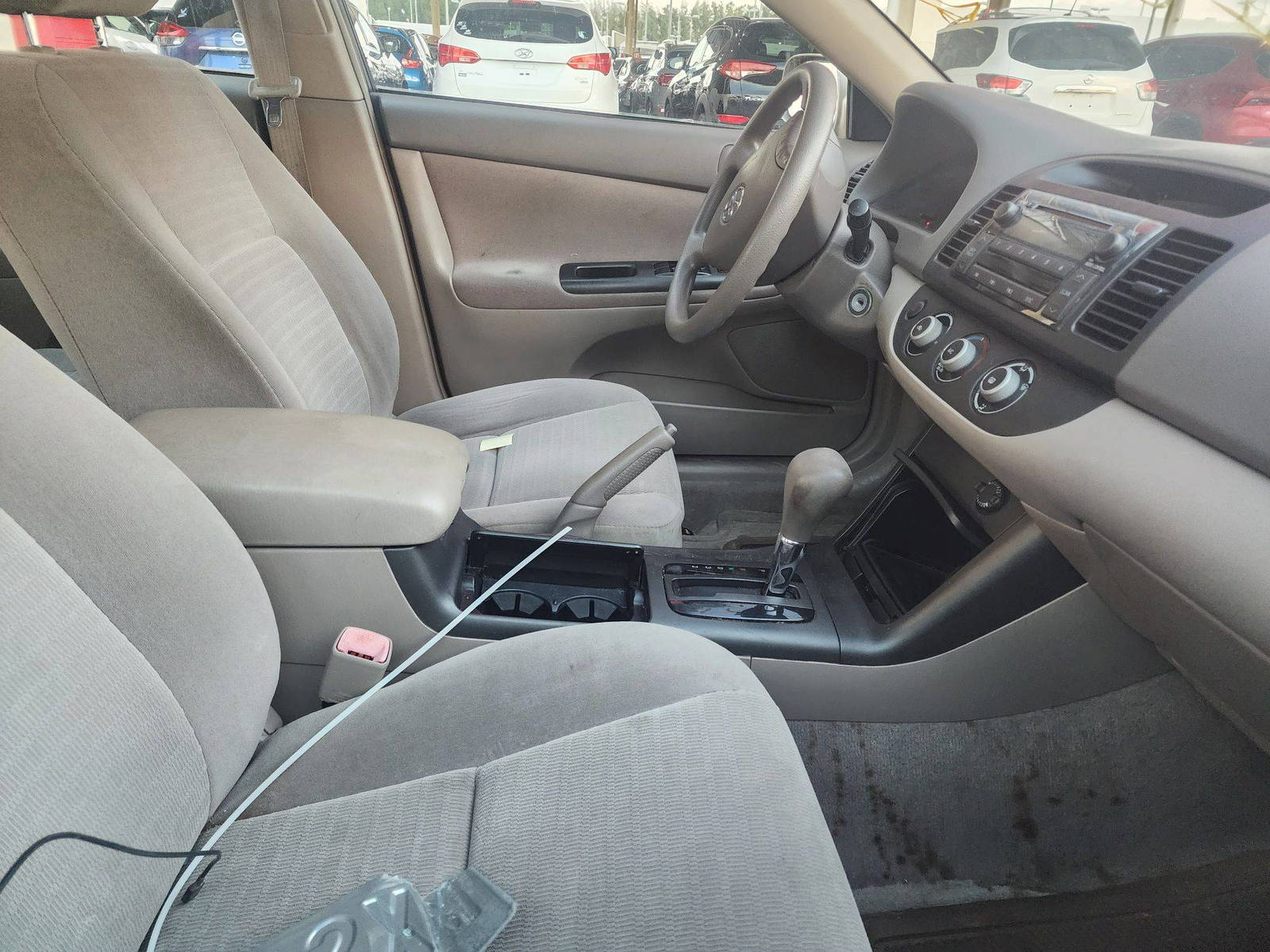 2005 TOYOTA CAMRY — 180414 Miles — Lot 71050033 - Marhaba Auctions Used Cars - Image 8