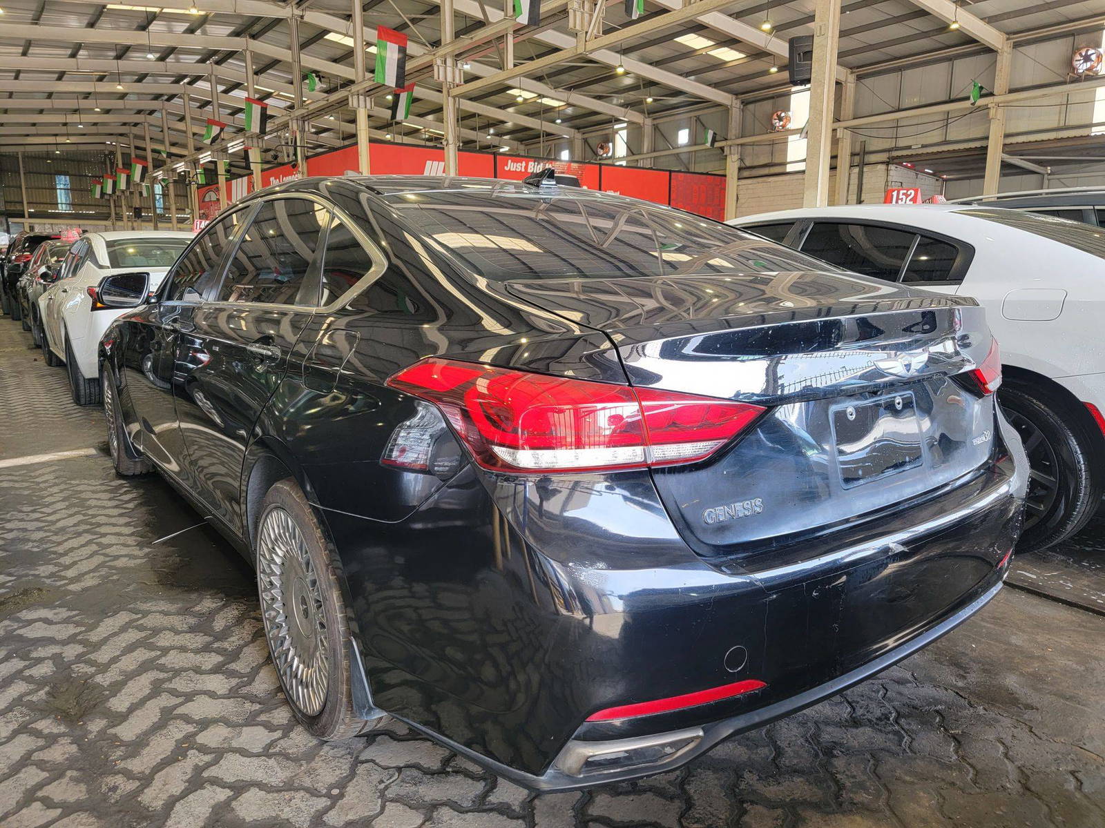 HYUNDAI GENESIS 2015 - Marhaba Auction Used Cars - Image 3