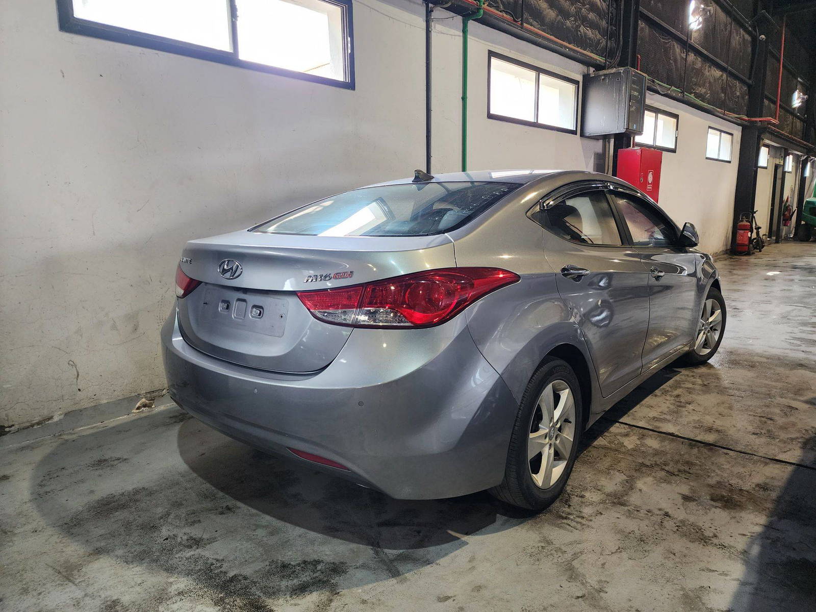 2011 HYUNDAI AVANTE — 208156 KM — Lot 117371 — Ind. 12 - Marhaba Auctions Used Cars - Image 6