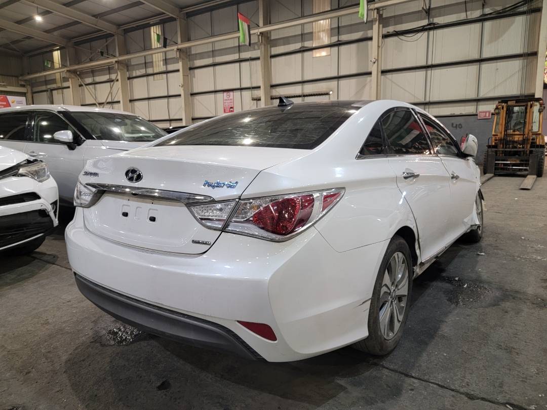 2014 HYUNDAI SONATA — 168730 Miles — Lot 04836 — Main - Marhaba Auctions Used Cars - Image 3