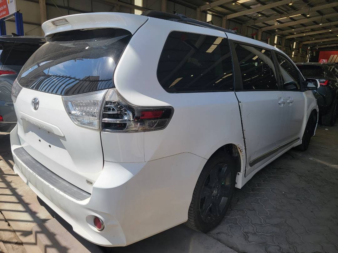2011 TOYOTA SIENNA — 257489 Miles — Lot 148734 — Main - Marhaba Auctions Used Cars - Image 3