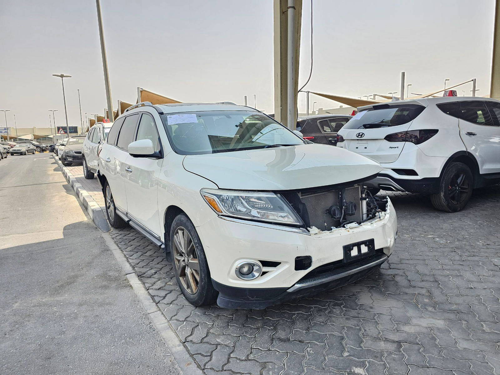 2015 NISSAN PATHFINDER — 158205 Miles — Lot M5FC608893 — Souq - Marhaba Auctions Used Cars - Image 4