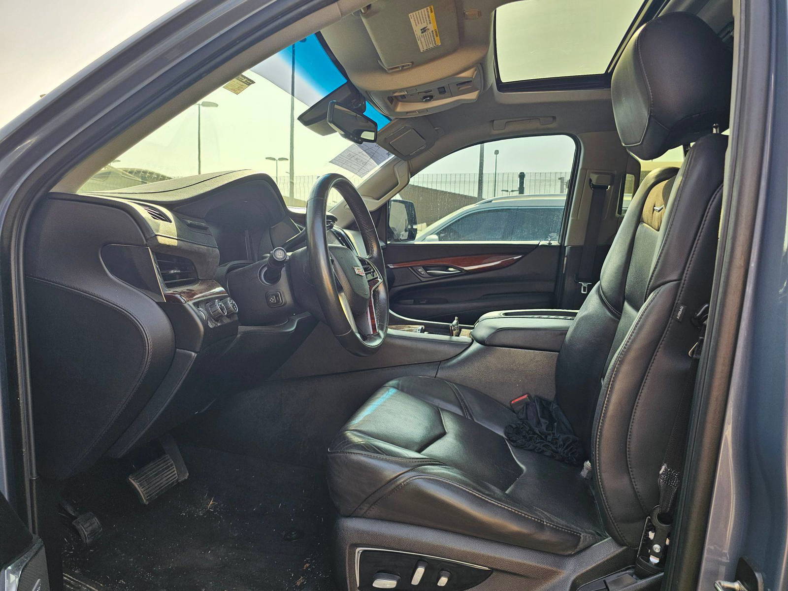 CADILLAC ESCALADE 2015 - Marhaba Auction Used Cars - Image 9